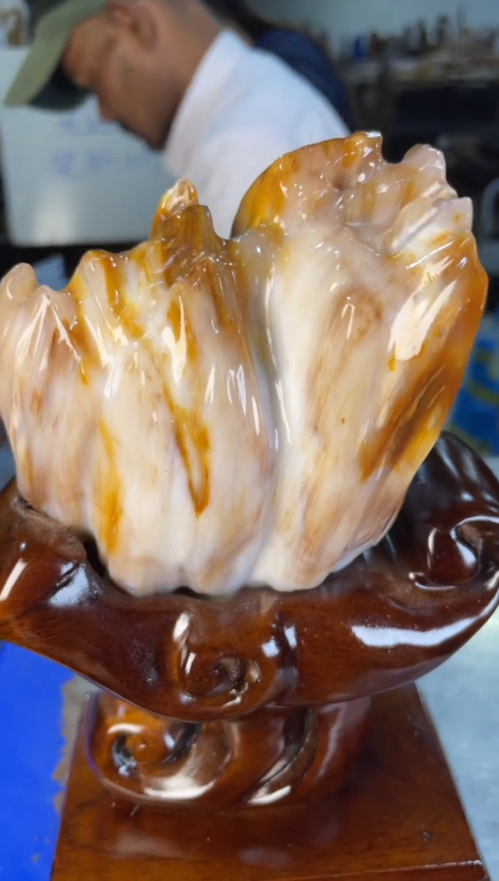 未镶嵌摆件硅化玉5