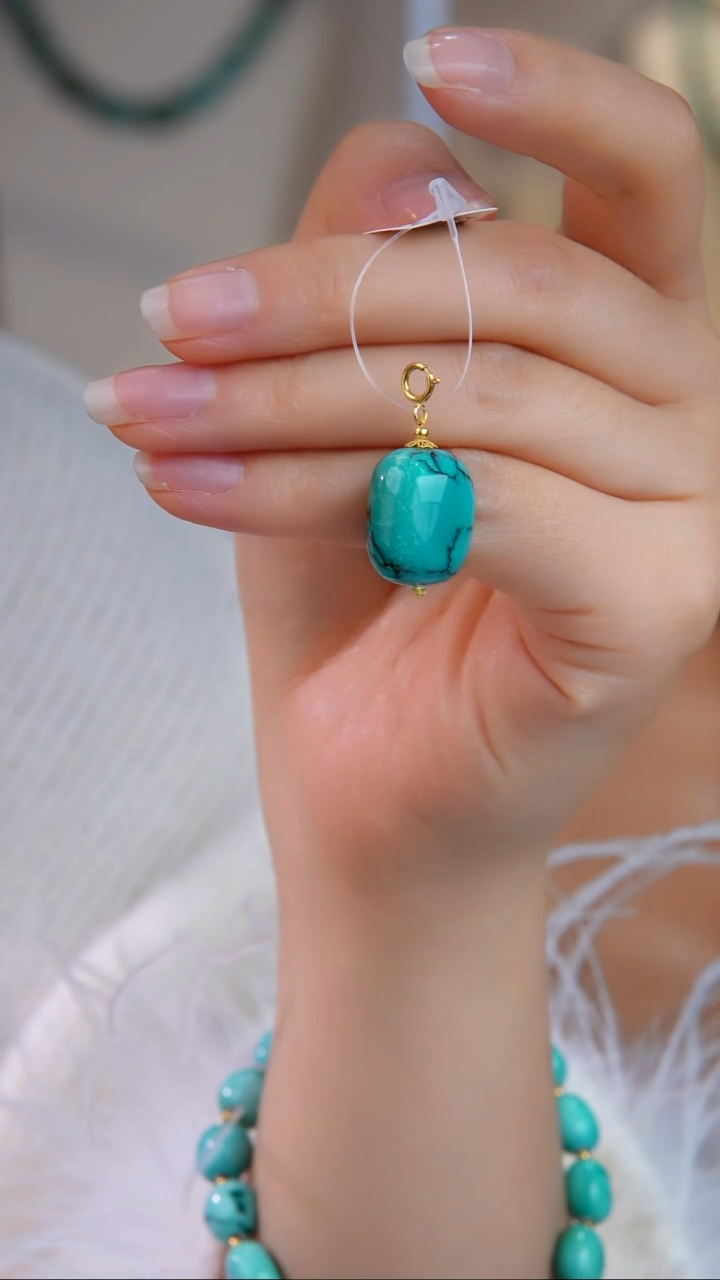 18K金镶嵌绿松石吊坠(不含链)1