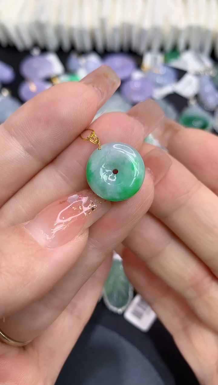 吊坠(不含链)18K金镶嵌翡翠1111111