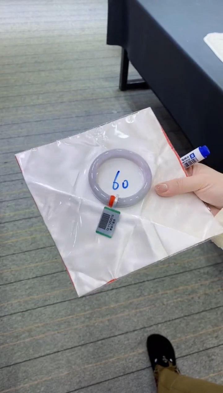 【闪购商品】翡翠手镯未镶嵌1111111111111