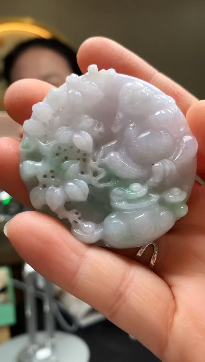 翡翠未镶嵌颈饰翡翠 未镶嵌 颈饰