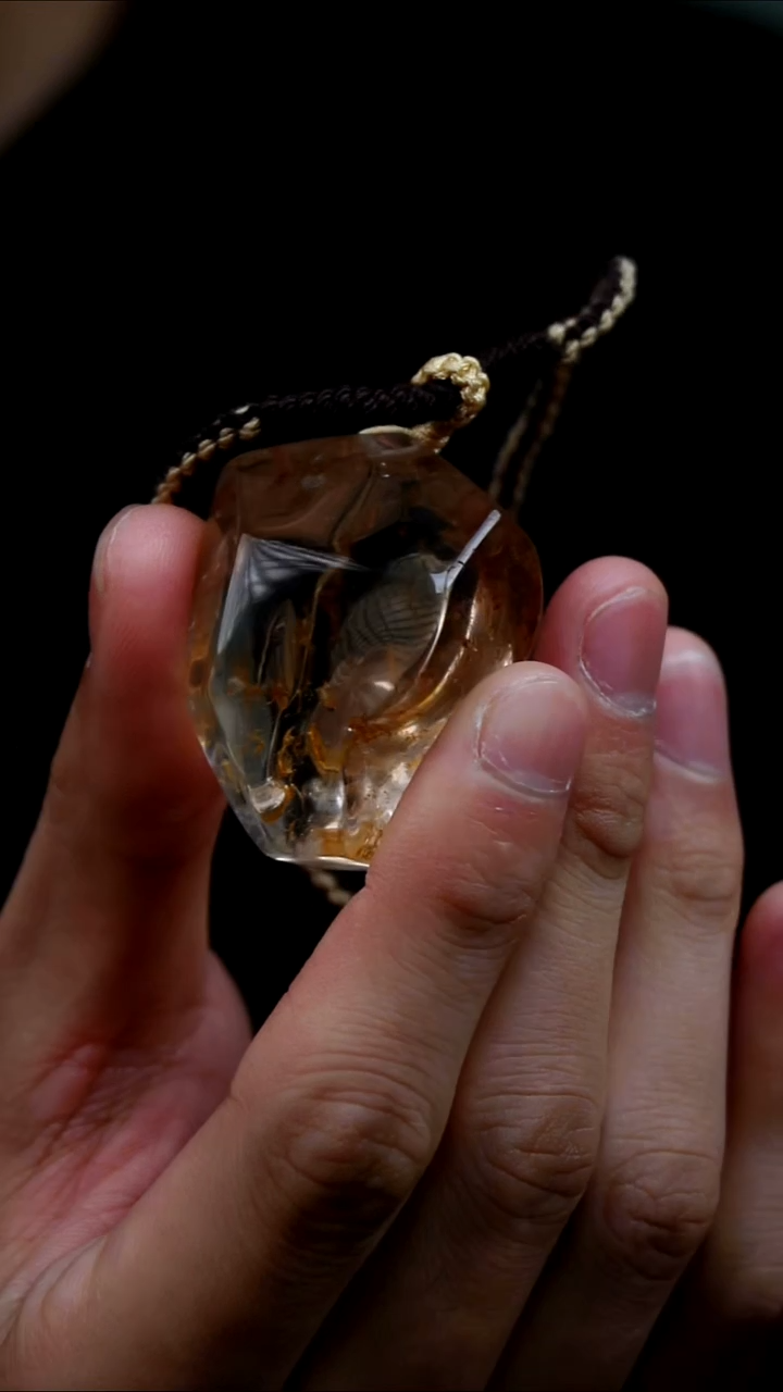 吊坠(赠链)未镶嵌水晶水晶