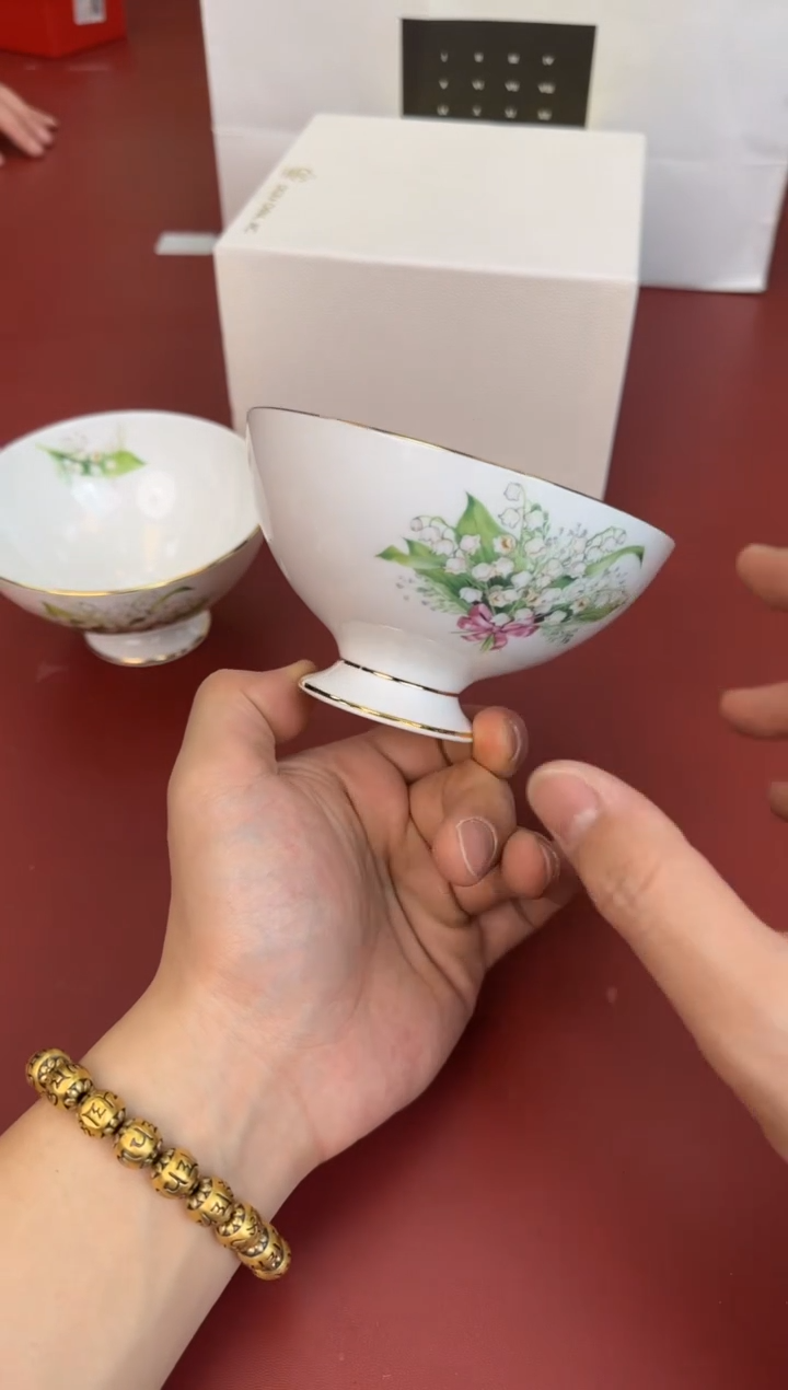 【闪购商品】瓷片新号开播全场漏@@H1930