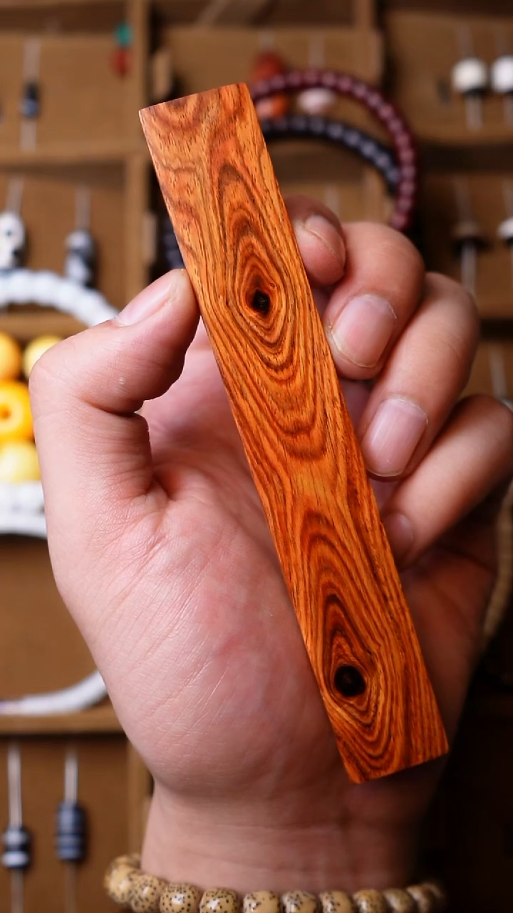 黄花梨/降香黄檀手串/手链越黄戒尺