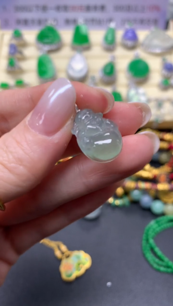 【闪购商品】翡翠吊坠(不含链)18K金镶嵌吊坠|900+90