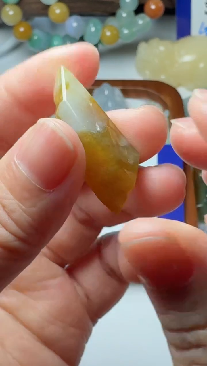 定制翡翠未镶嵌定制不退换