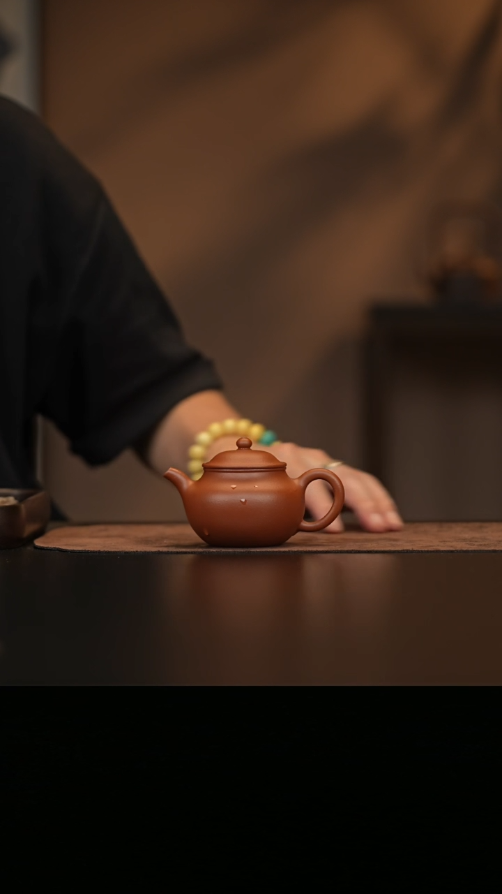 允禾斋  紫砂壶  莲子 朱泥