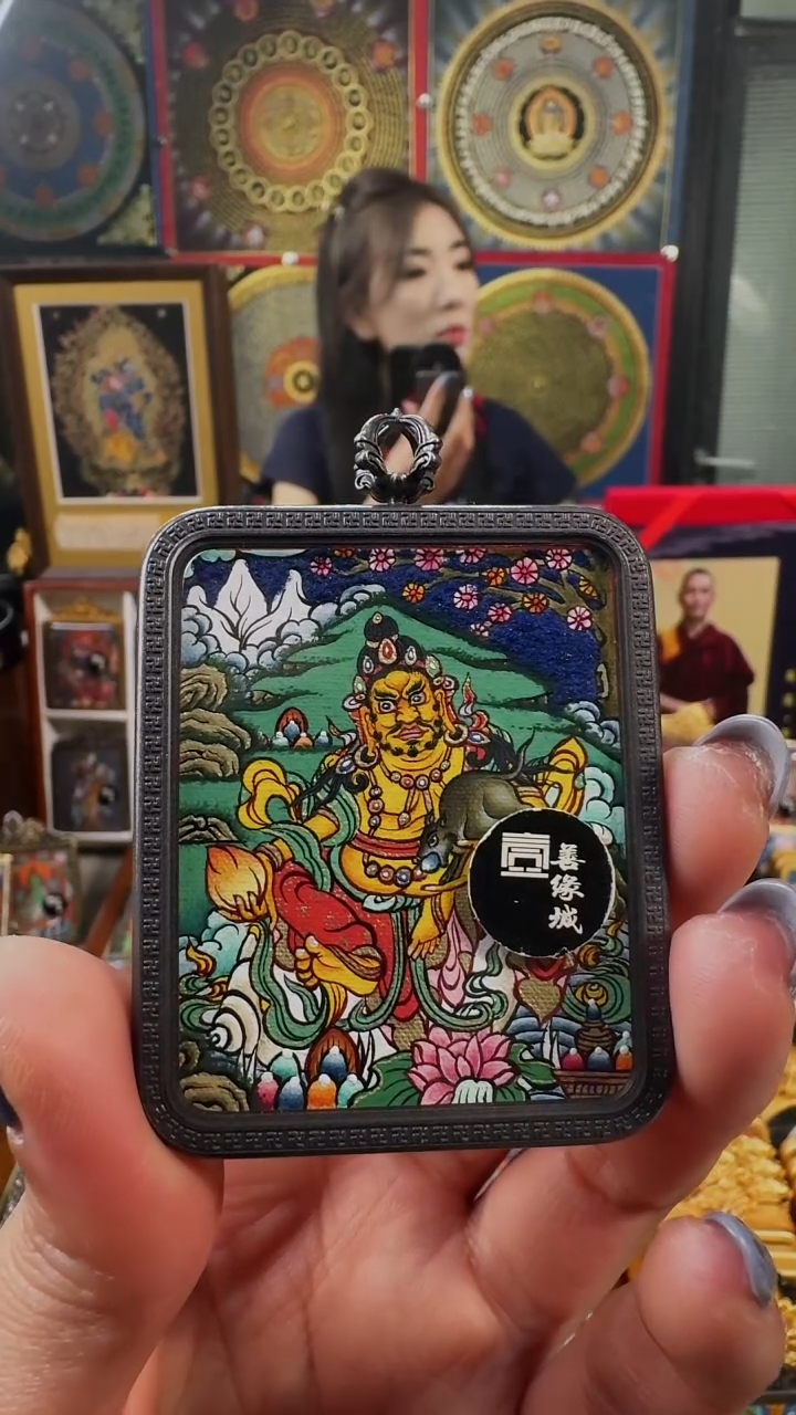 吊坠壹善缘城手绘唐卡新春大促黄C