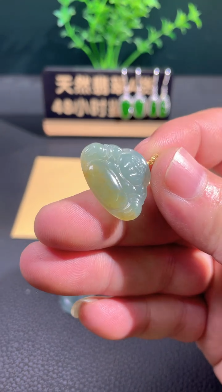 【闪购商品】翡翠颈饰18K金镶嵌翡翠