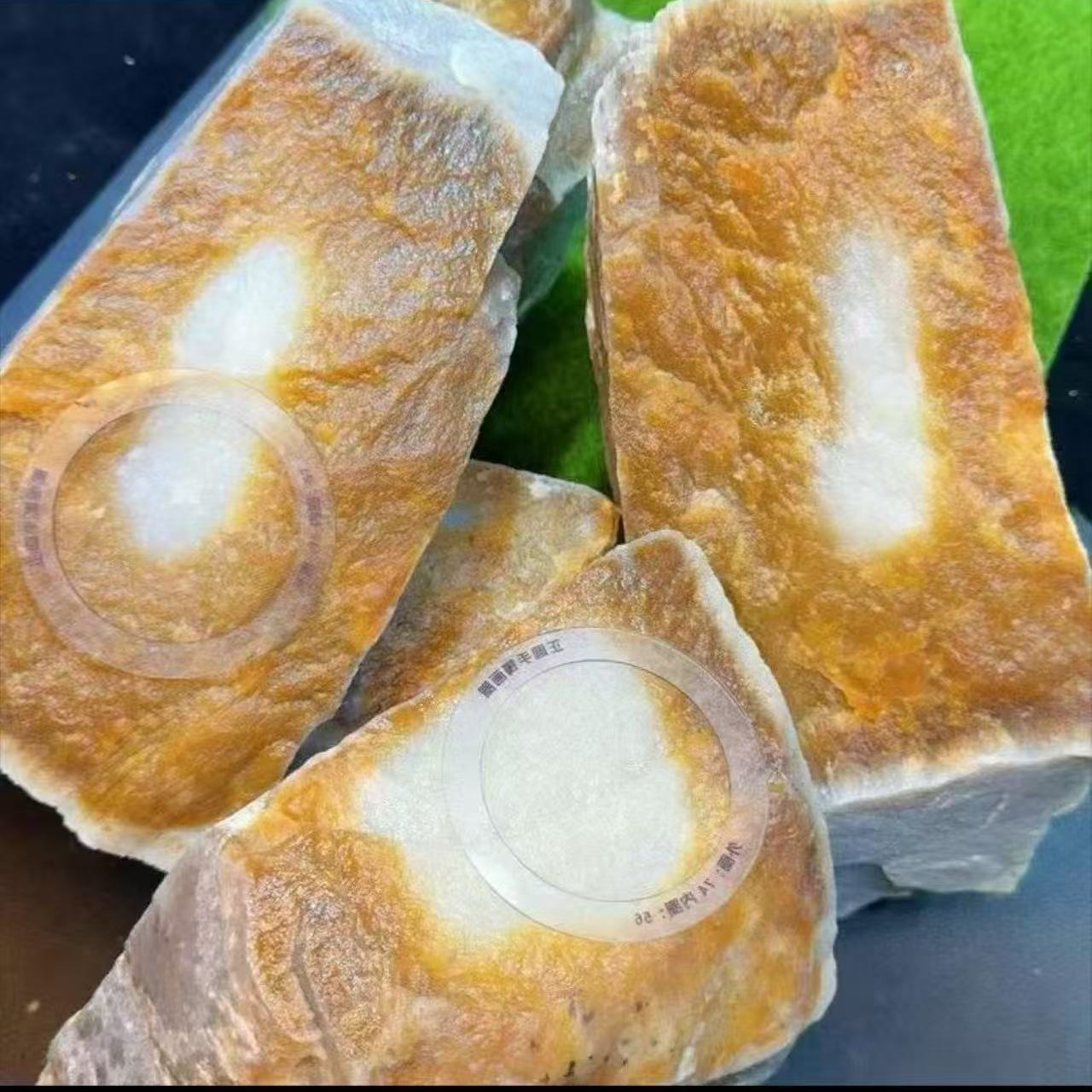 新疆和田玉糖玉珠宝奇石