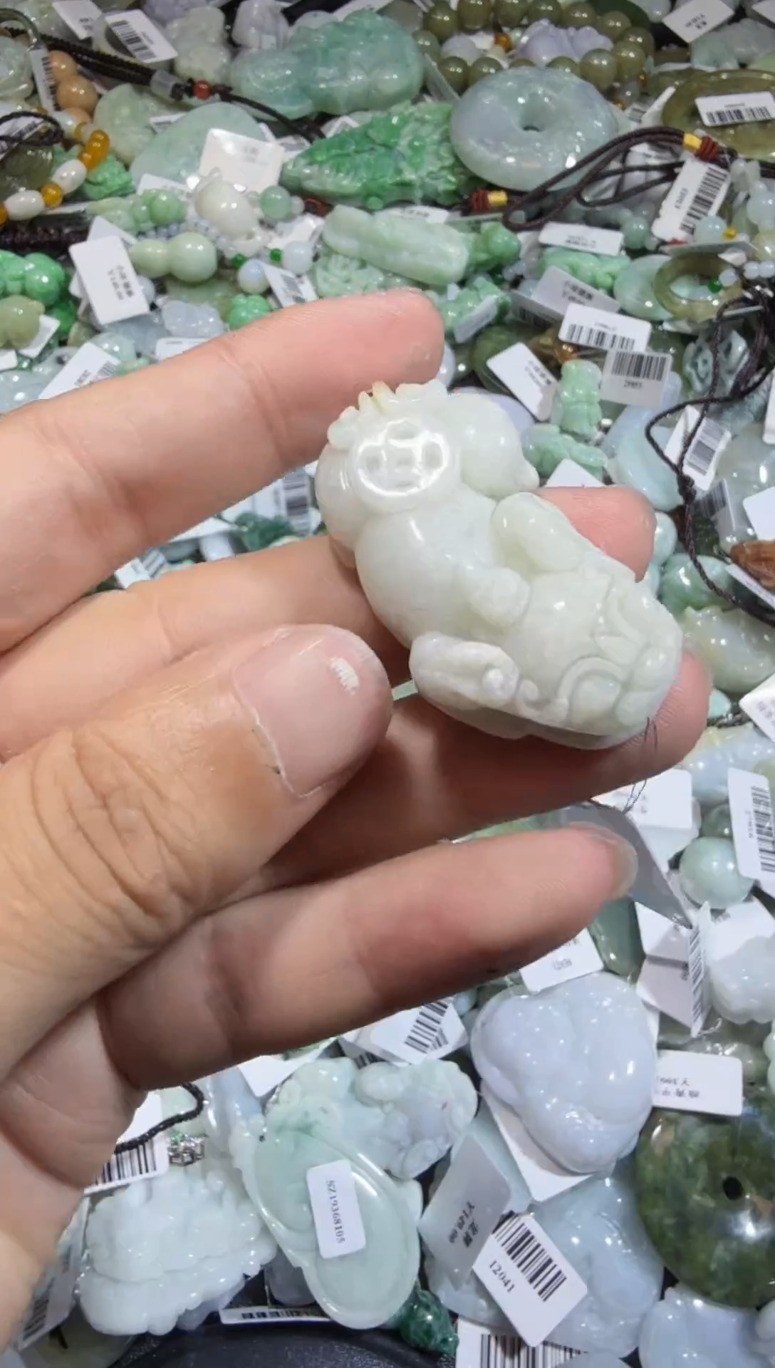 【闪购商品】翡翠颈饰未镶嵌00004635