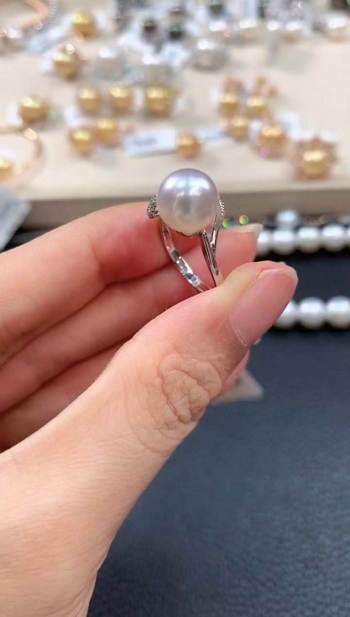 【闪购商品】18K金镶嵌海水珍珠戒指m132