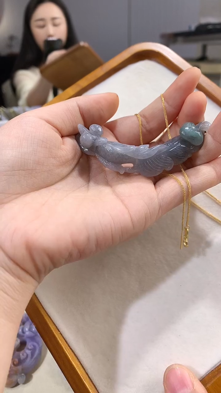 颈饰未镶嵌翡翠吊坠