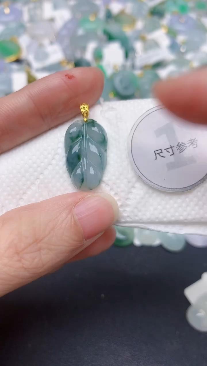 颈饰未镶嵌翡翠天然缅甸A货翡翠