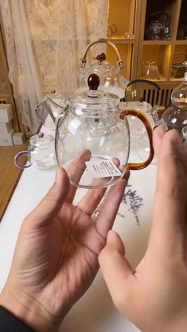 侵权壶 红。。。。。。