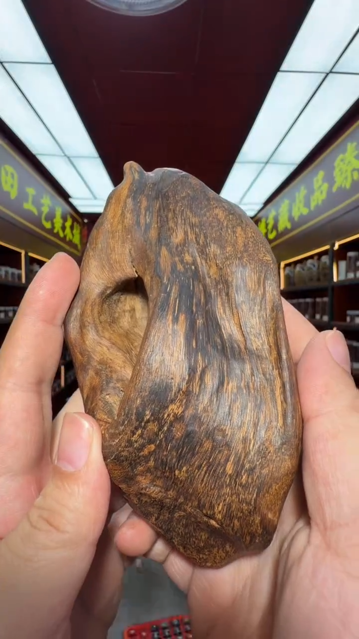 沉香吊坠多样性发一