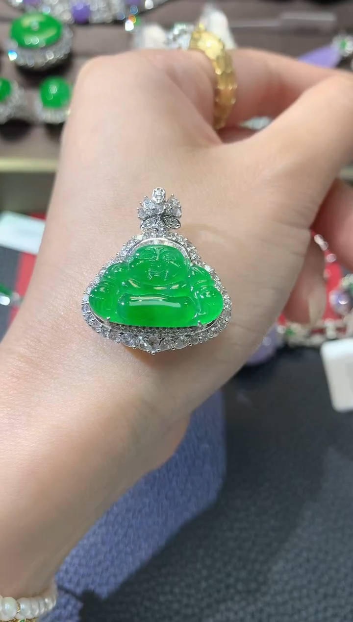 【闪购商品】翡翠吊坠(不含链)18K金镶嵌D49