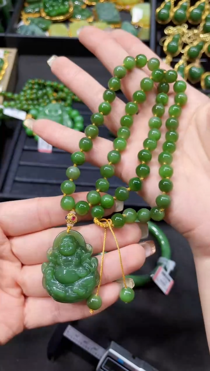 【闪购商品】和田玉套链18K金镶嵌多样性发一