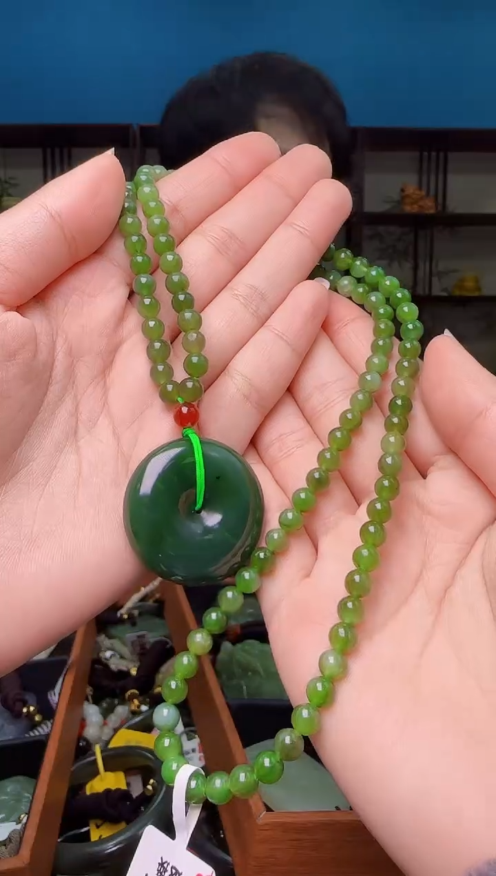 颈饰未镶嵌和田玉1