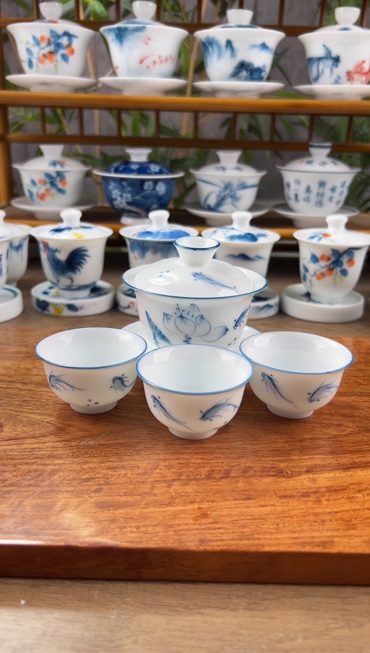 【闪购商品】微瑕荷花鱼聚130ml三才小和顺杯3个