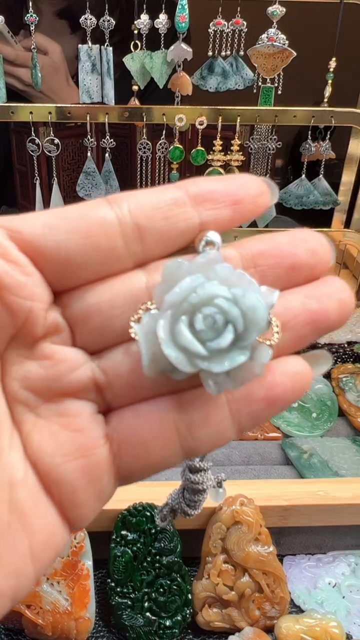 【闪购商品】翡翠挂件未镶嵌翡翠