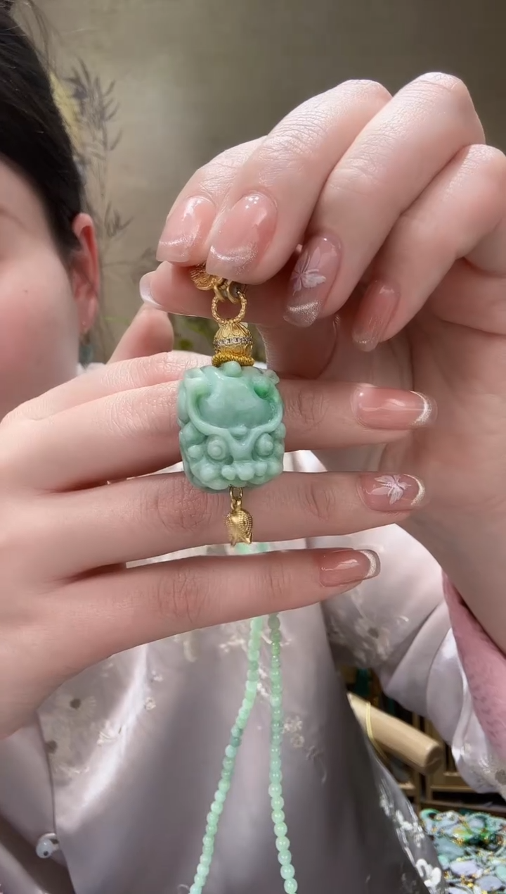 【闪购商品】翡翠颈饰未镶嵌吊坠