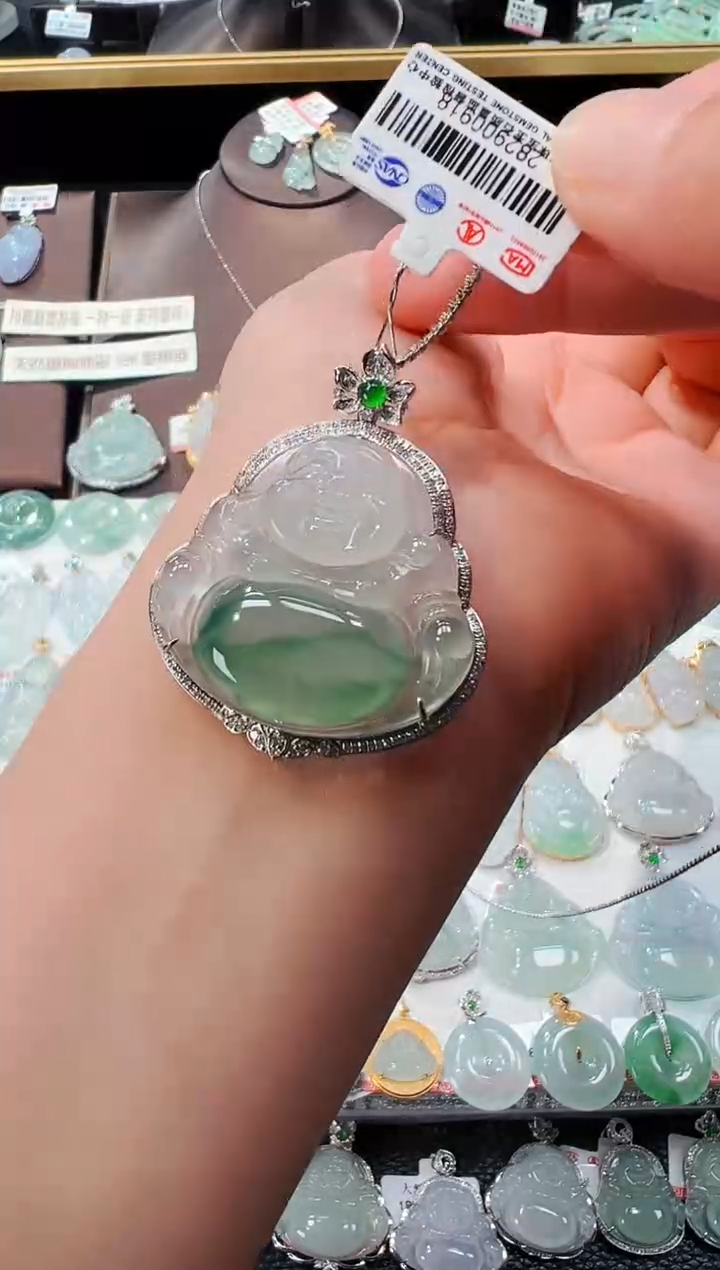 【闪购商品】翡翠吊坠(不含链)18K金镶嵌佛公吊坠918