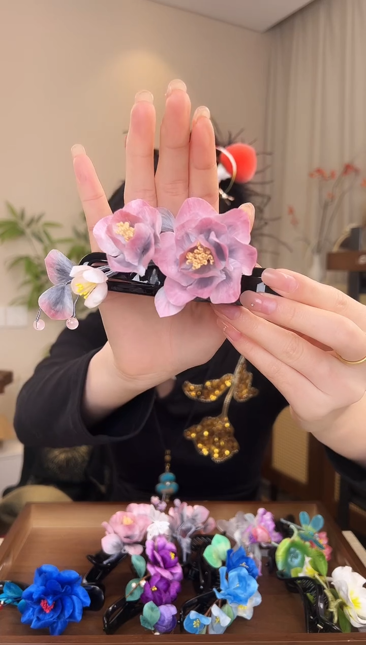 刺绣灰粉色懒人夹