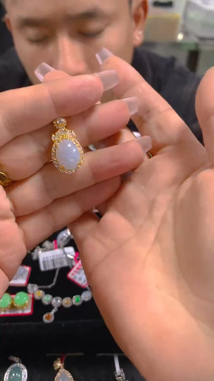 【闪购商品】翡翠吊坠(赠链)银S925镶嵌0698961842