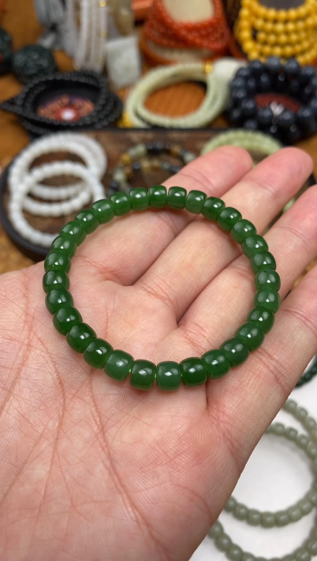 颈饰未镶嵌和田玉手串