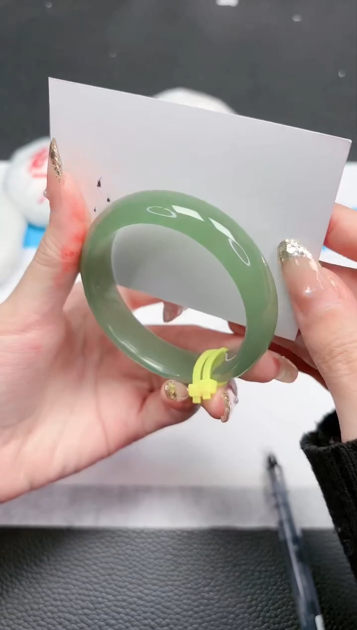 【闪购商品】石英质玉手镯未镶嵌524-52.7