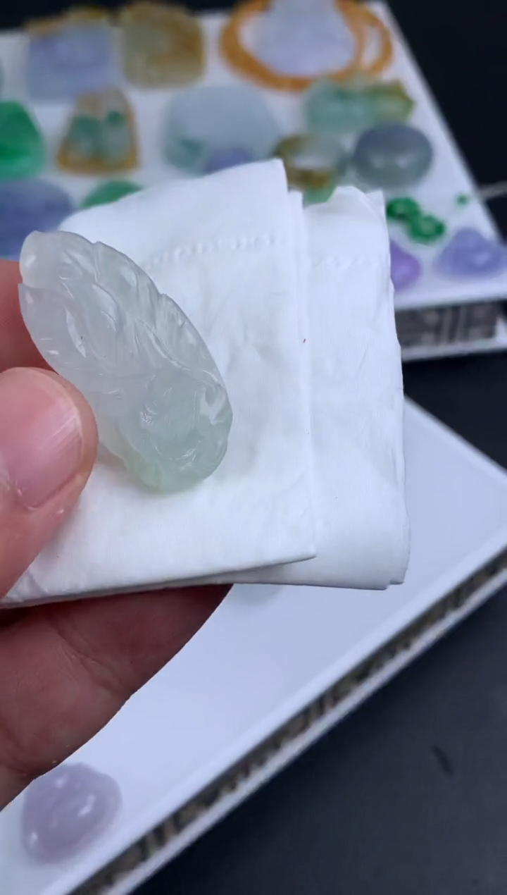 【闪购商品】定制翡翠未镶嵌翡翠