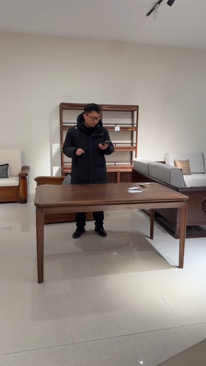 实木（拍下联系客服确认发货时间）北美黑胡桃1.5m餐桌