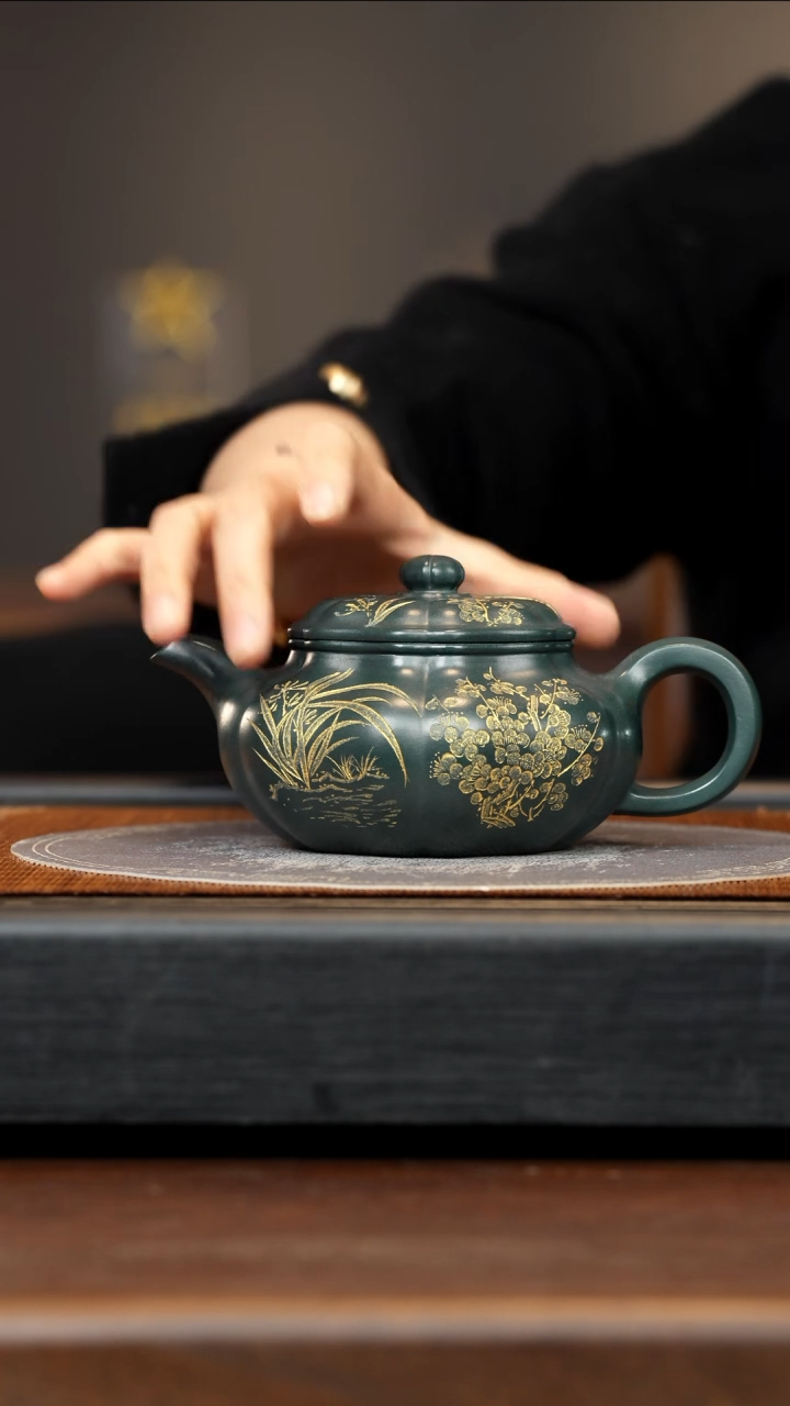 【闪购商品】紫砂茶壶ZST 绿泥 葵仿古