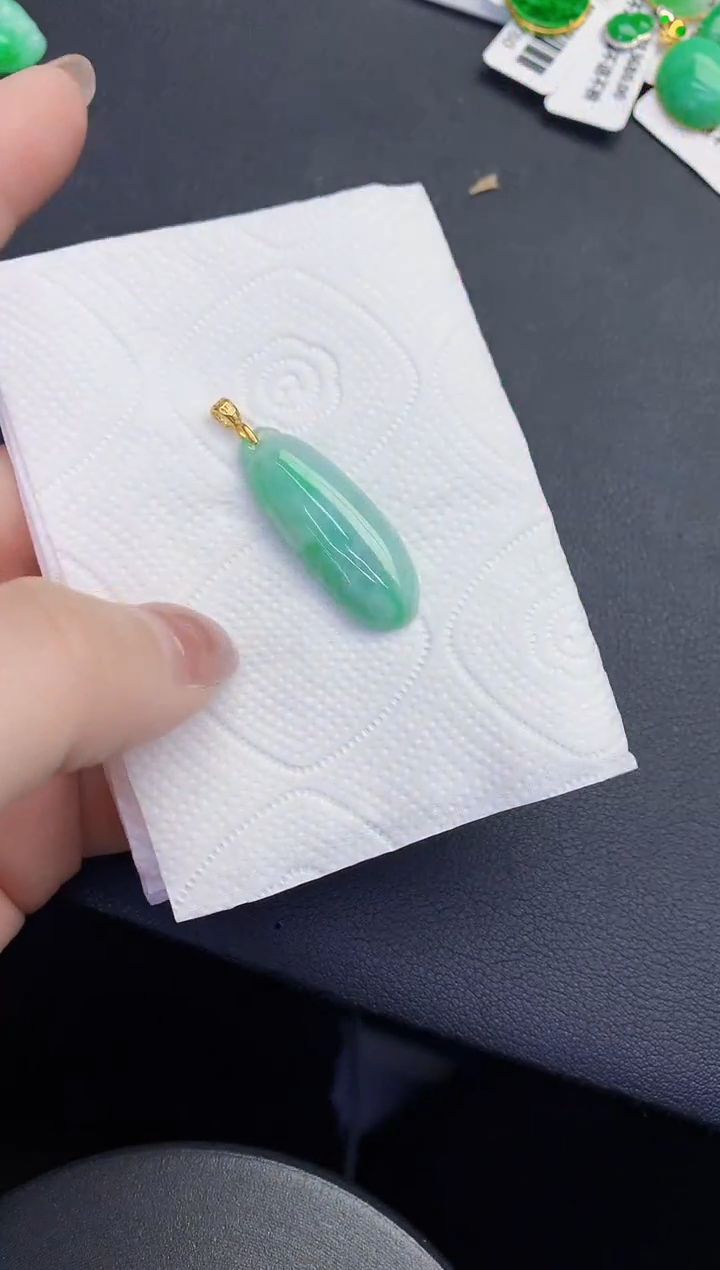 颈饰未镶嵌翡翠缅甸天然翡翠a货