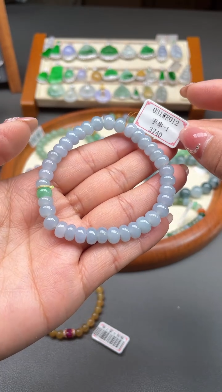 【闪购商品】未镶嵌翡翠手串031WE012