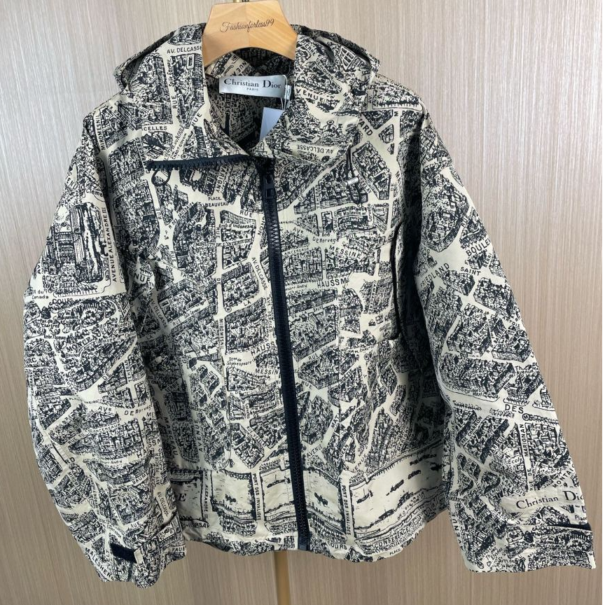 99新 DIOR/迪奥 棕色城市地图连帽冲锋衣 XS 12期免息 17613281