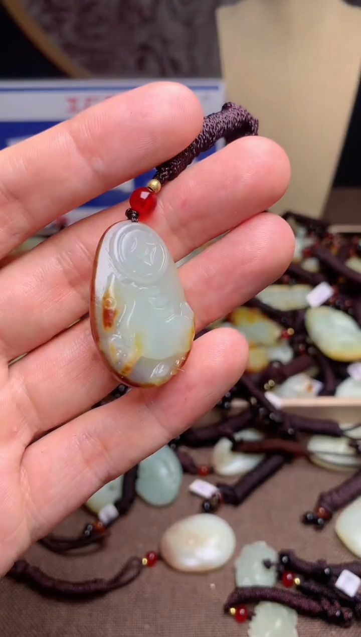 【闪购商品】和田玉颈饰未镶嵌1