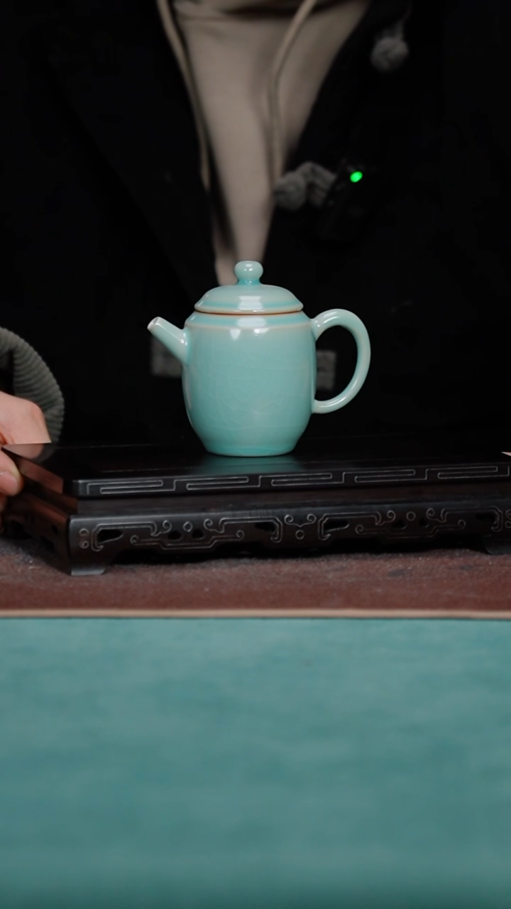 【闪购商品】76-5玉柱壶（海英底款）