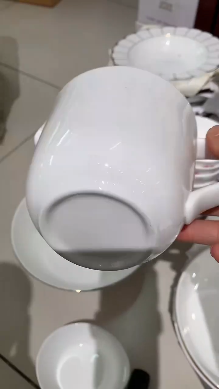 奶杯隆达骨质瓷2个