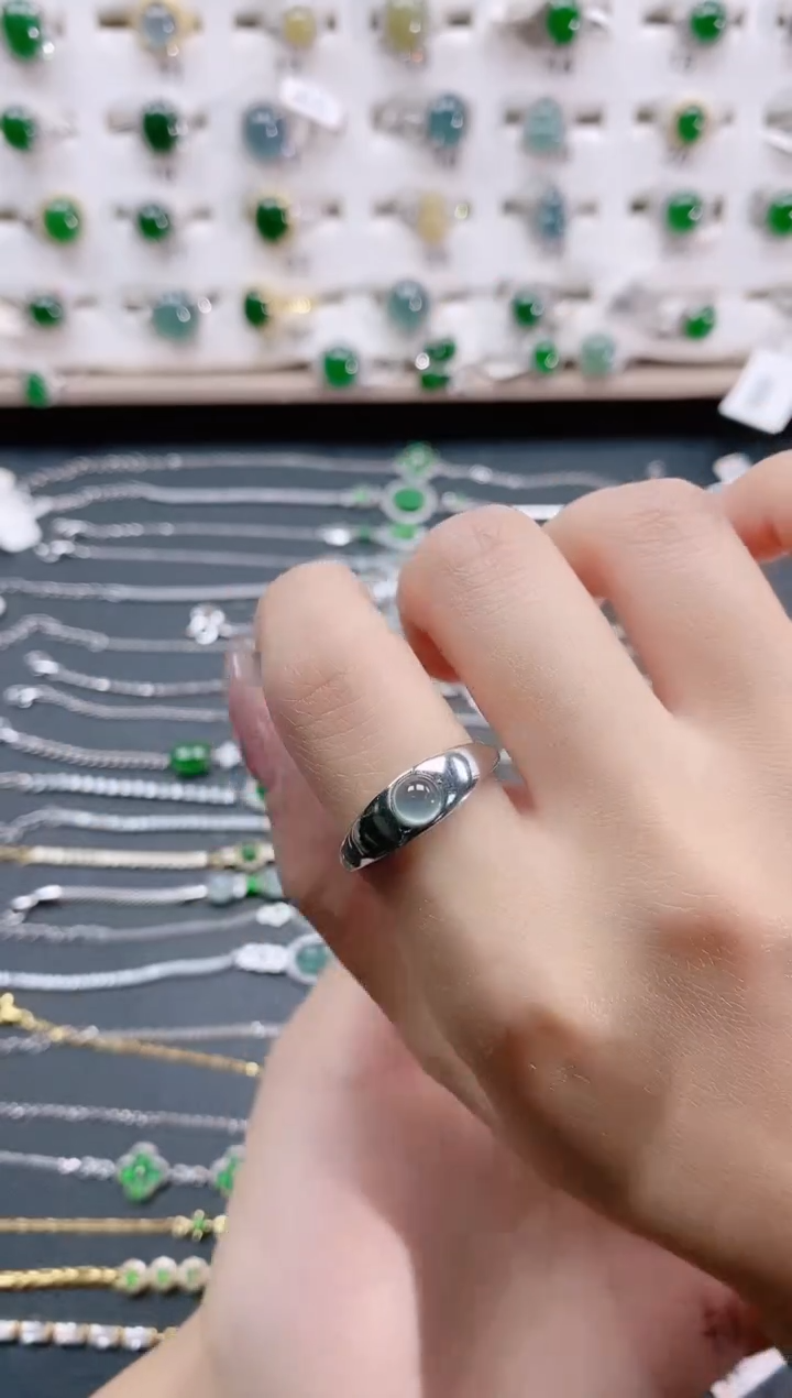 【闪购商品】翡翠戒指银S925镶嵌天然翡翠