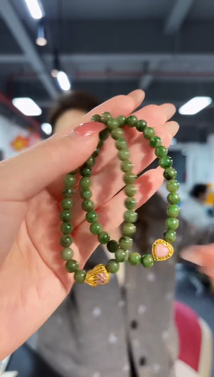 【闪购商品】翡翠手串未镶嵌缅料A货/多样性发货/一件