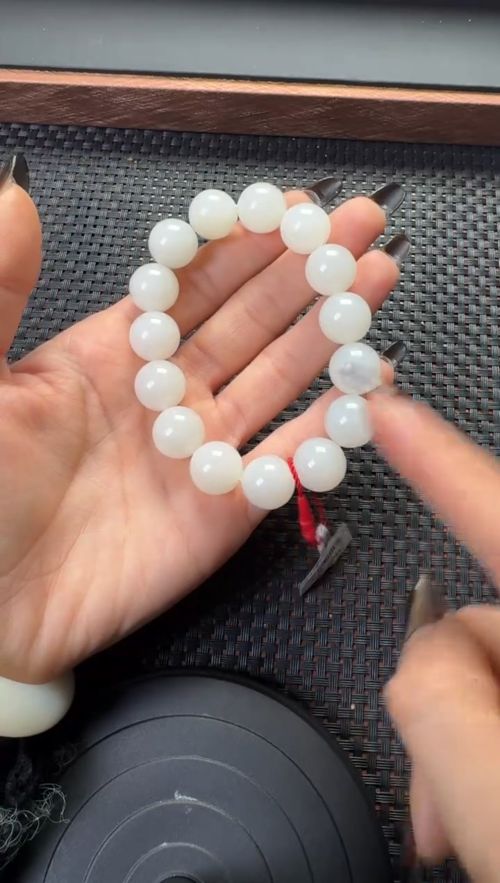 未镶嵌手镯和田玉新疆和田玉卡14