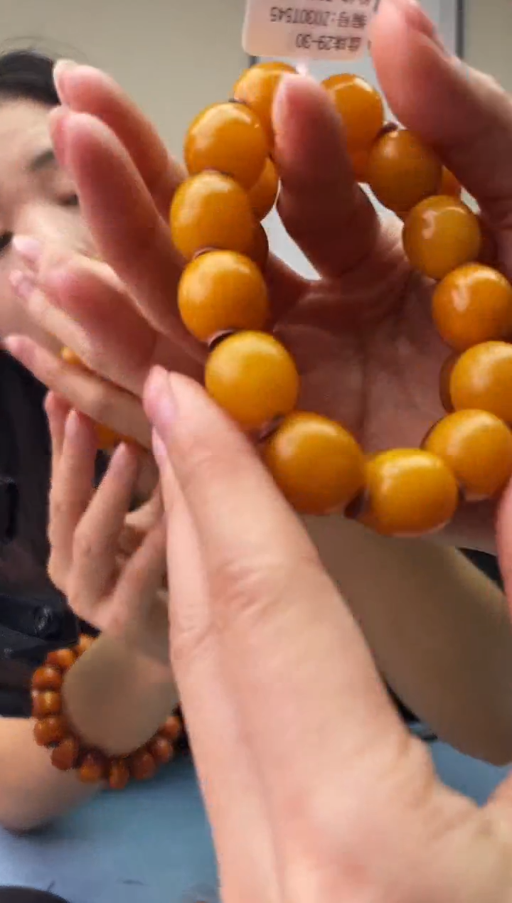 琥珀未镶嵌珠宝奇石T029 14假一罚十，多样性发一件