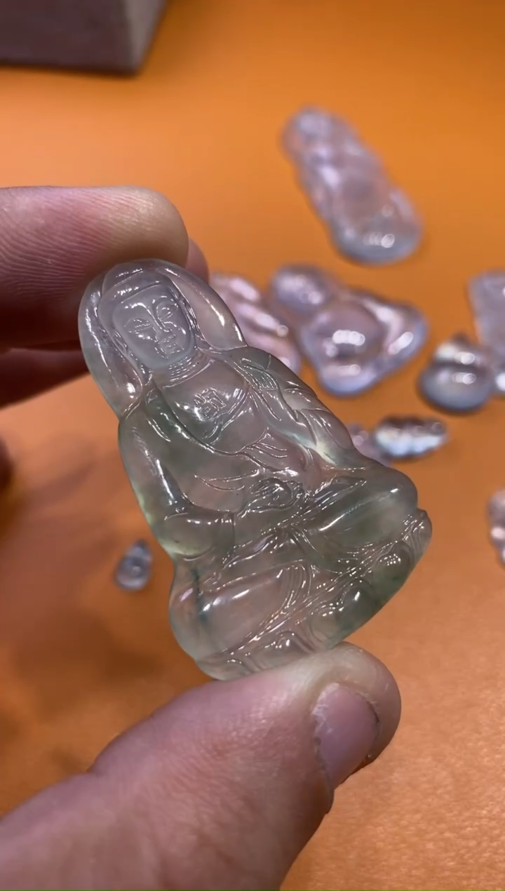 【闪购商品】翡翠吊坠(不含链)未镶嵌大日2380