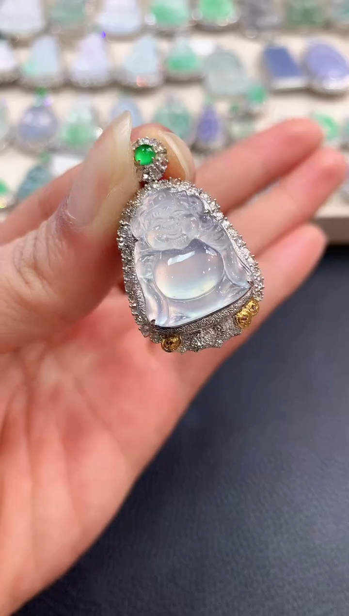 【闪购商品】翡翠吊坠(不含链)18K金镶嵌n68       