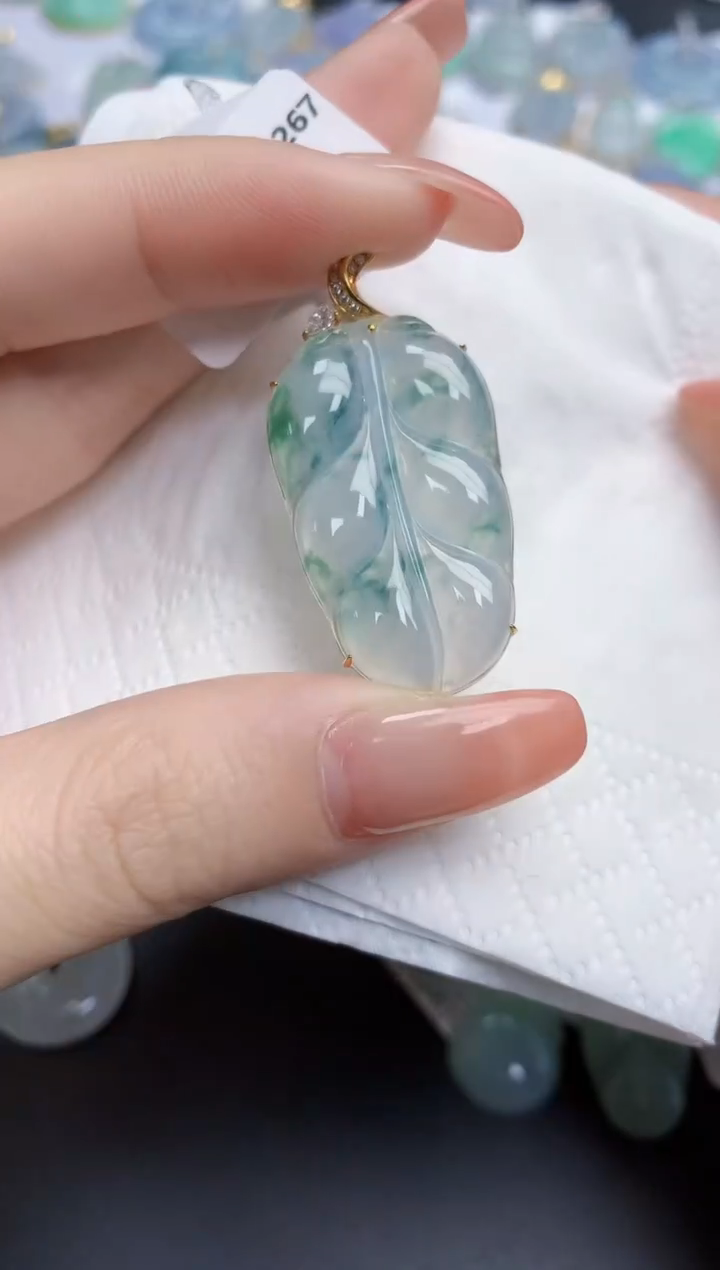 【闪购商品】翡翠颈饰18K金镶嵌天然缅甸翡翠A货