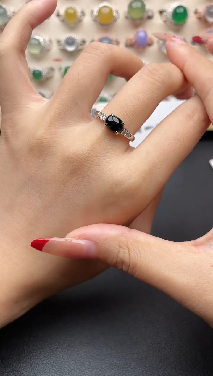 【闪购商品】翡翠戒指银S925镶嵌一物一证一礼盒