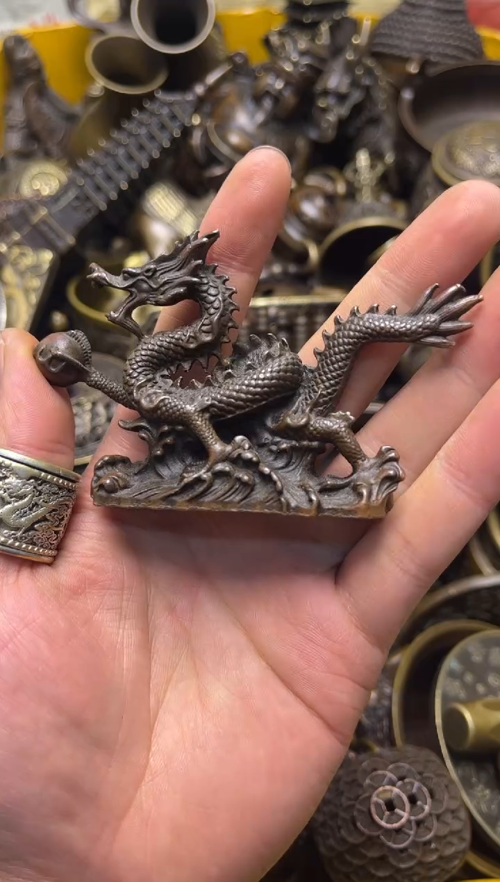 精美铜器，点击下单