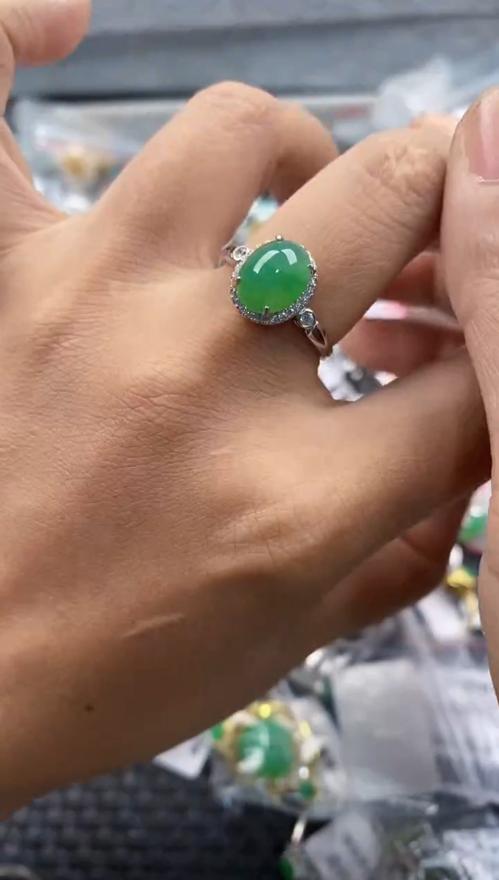 银S925镶嵌戒指翡翠888      8